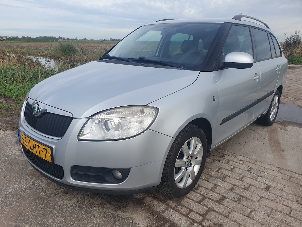 Skoda Fabia Combi - 1.2-12V Sprint apk 11-11-2026 - AutoWereld.nl