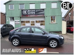 Ford Focus - 1.6-16V Titanium AIRCO* CRUISE* TREKHAAK* N.A.P