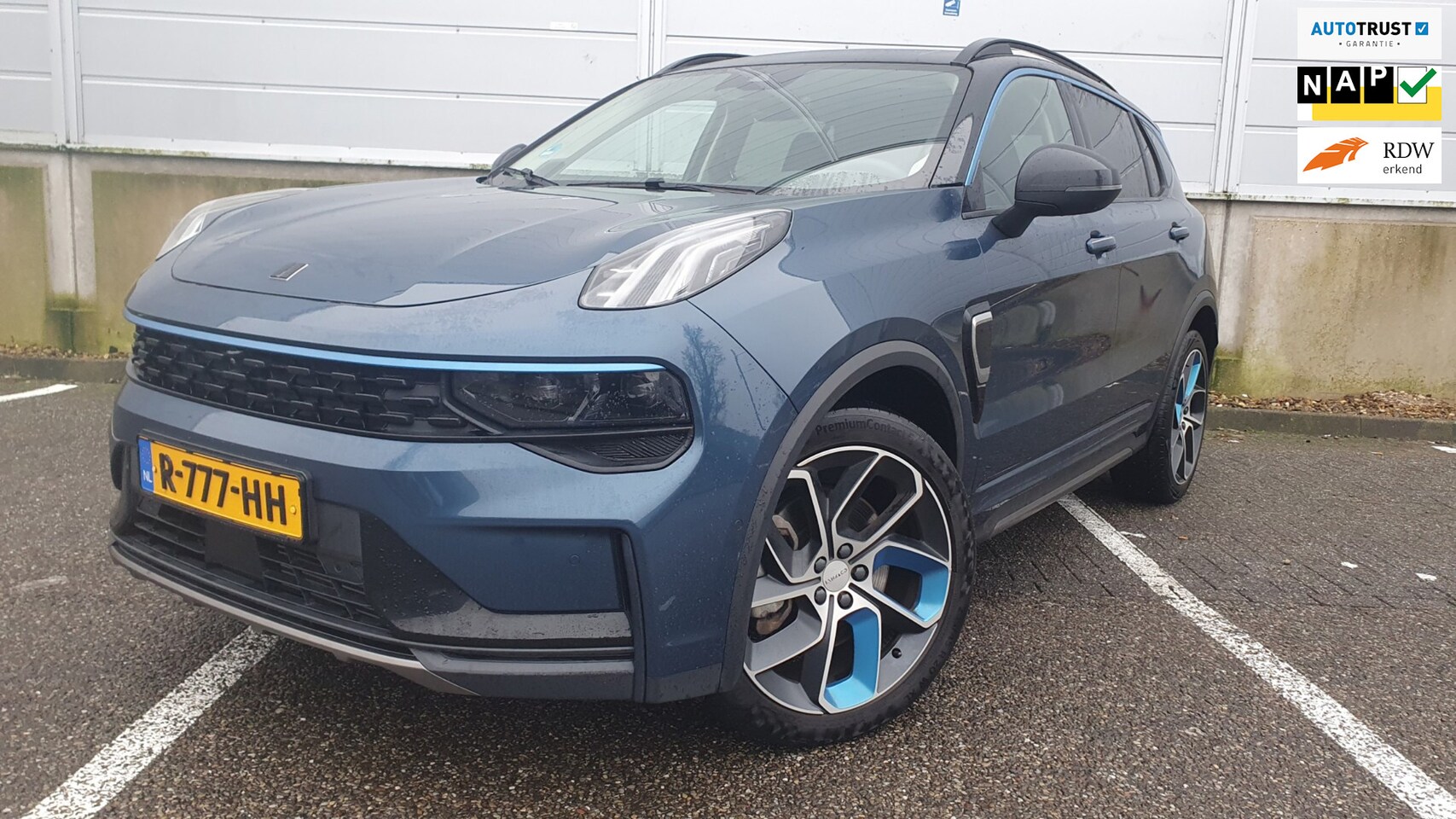 LYNK&CO LYNK & CO 01