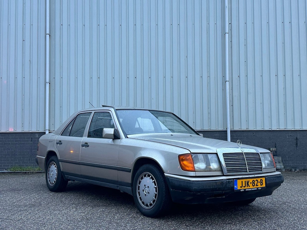 Mercedes-Benz 200-500 (W124) - 230 E 230 E - AutoWereld.nl