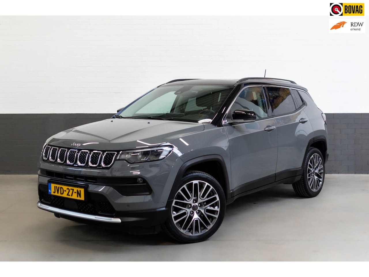 Jeep Compass - 1.3T Limited 1.3T Limited, Pano, 1750 kg trekgewicht, Apple-Android, climate ect. - AutoWereld.nl