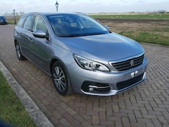 Peugeot 308 SW - 1.5 BlueHDi 96kW Allure AUT PANO * 6499 NETTO