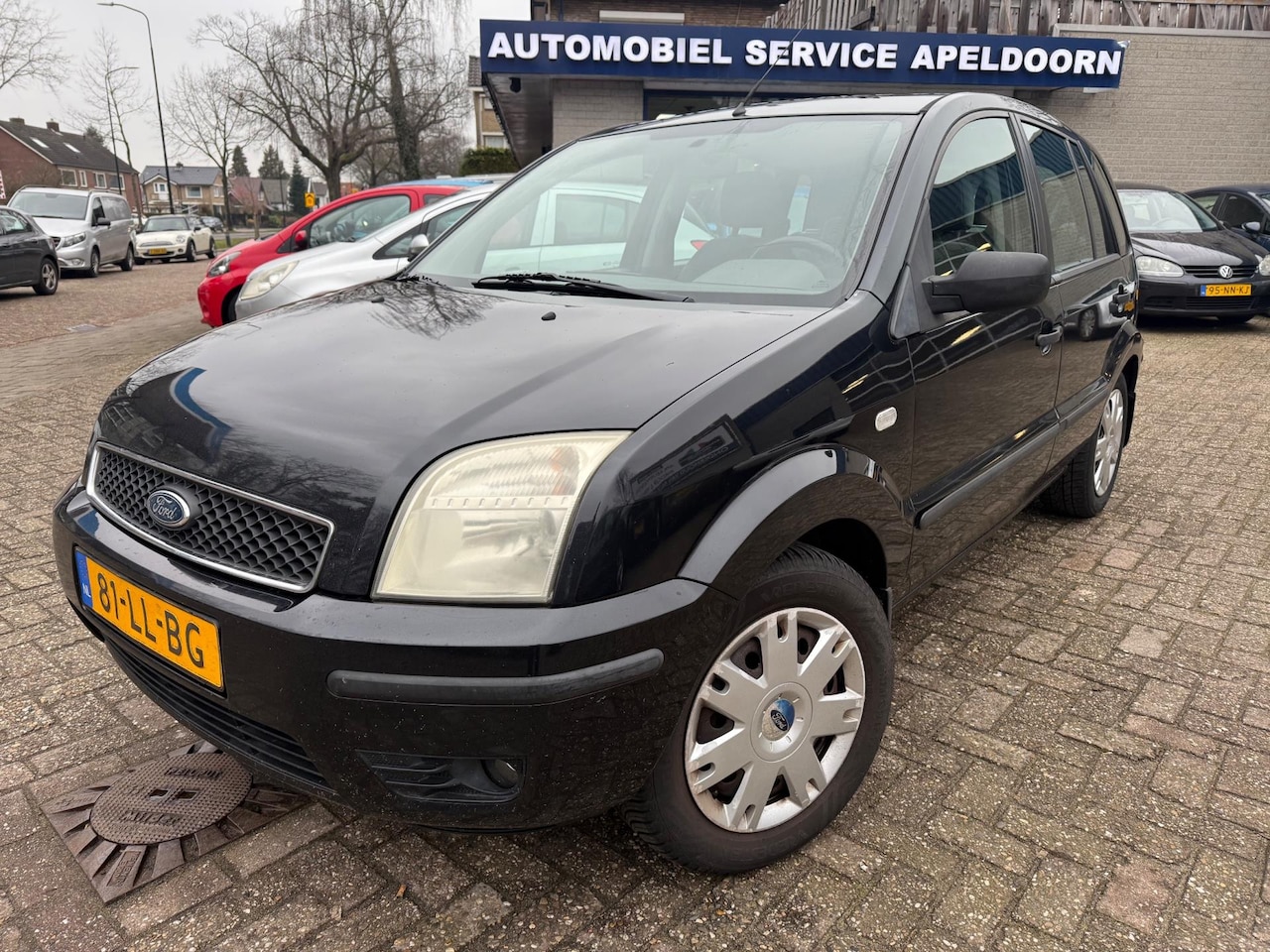 Ford Fusion - 1.6-16V Luxury * APK*AIRCO*ELEKTR. RAMEN*STUURBEKR* - AutoWereld.nl
