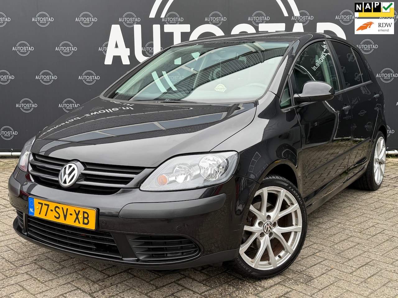 Volkswagen Golf Plus - 1.6 FSI Comfortline Business NL-Auto/NAP/Airco/Navi/Trekhaak - AutoWereld.nl