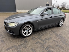BMW 3-serie - 316i High Executive Sport Navi Leer
