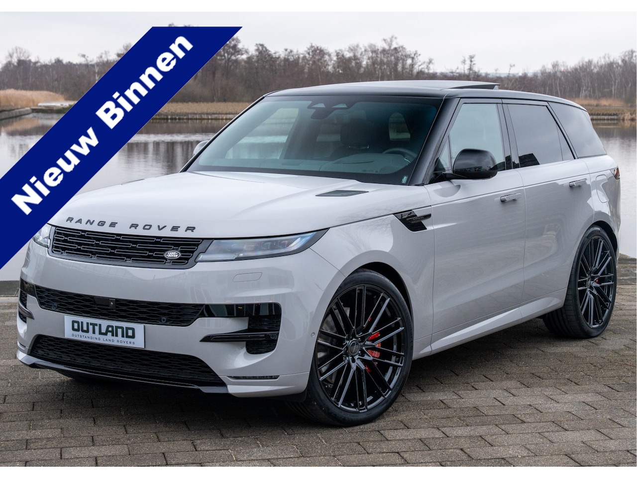 Land Rover Range Rover Sport - P550e Autobiography | 2026 | 24" inch | Enhanced Black Pack | Rode remklauwen | Trekhaak - AutoWereld.nl