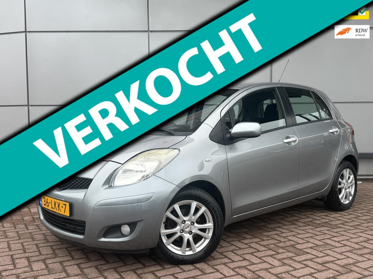Toyota Yaris - 1.3 VVTi Aspiration 1.3 VVTi Aspiration Trekhaak - AutoWereld.nl