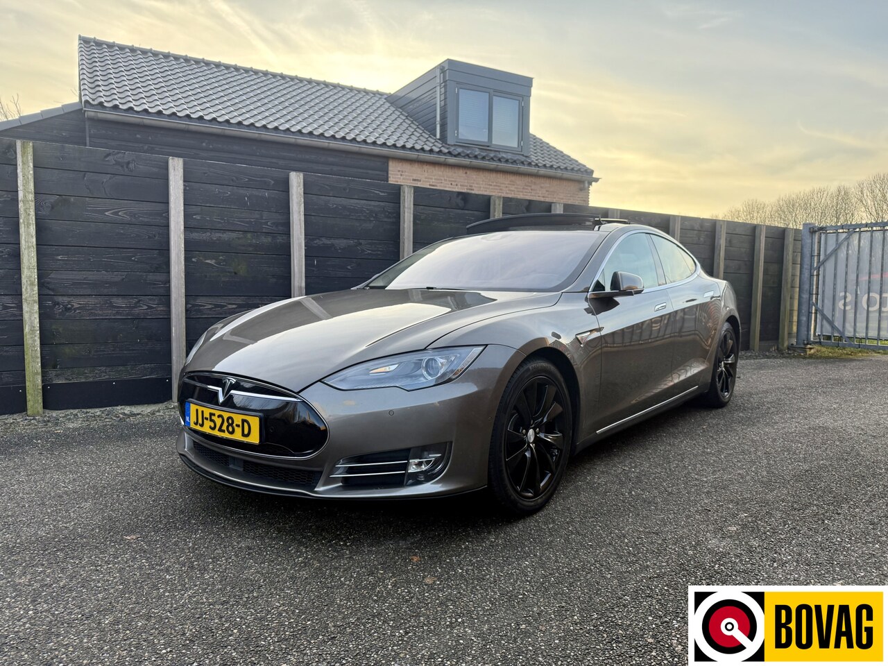 Tesla Model S - 85D Base 83% SOH, free supercharging - AutoWereld.nl