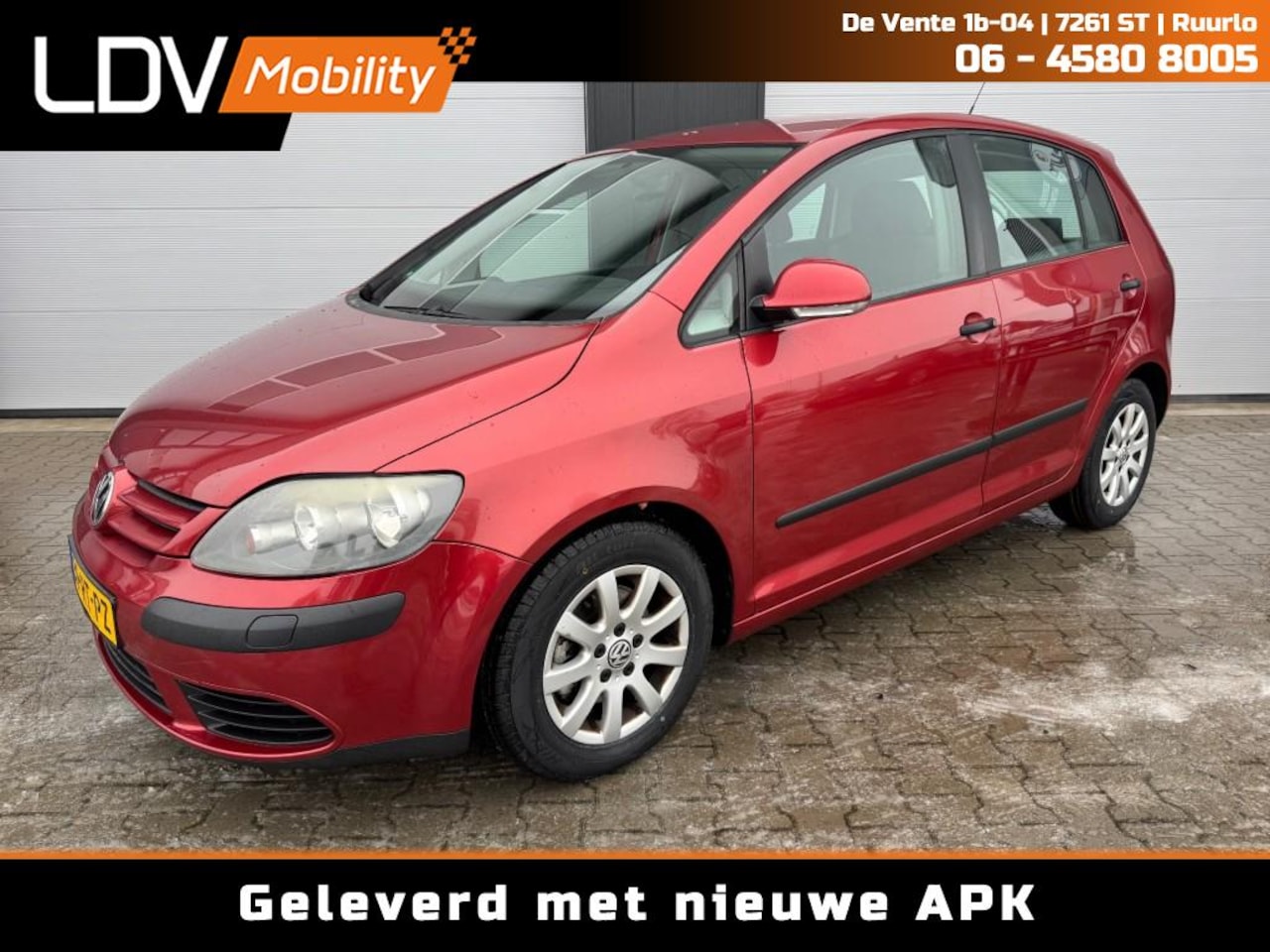Volkswagen Golf Plus - 2.0 FSI COMFORTLINE / Automaat / 5-deurs / Trekhaak / Nieuwe APK keuring. - AutoWereld.nl