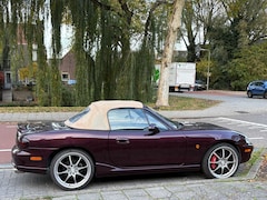 Mazda MX-5 - 1.6i