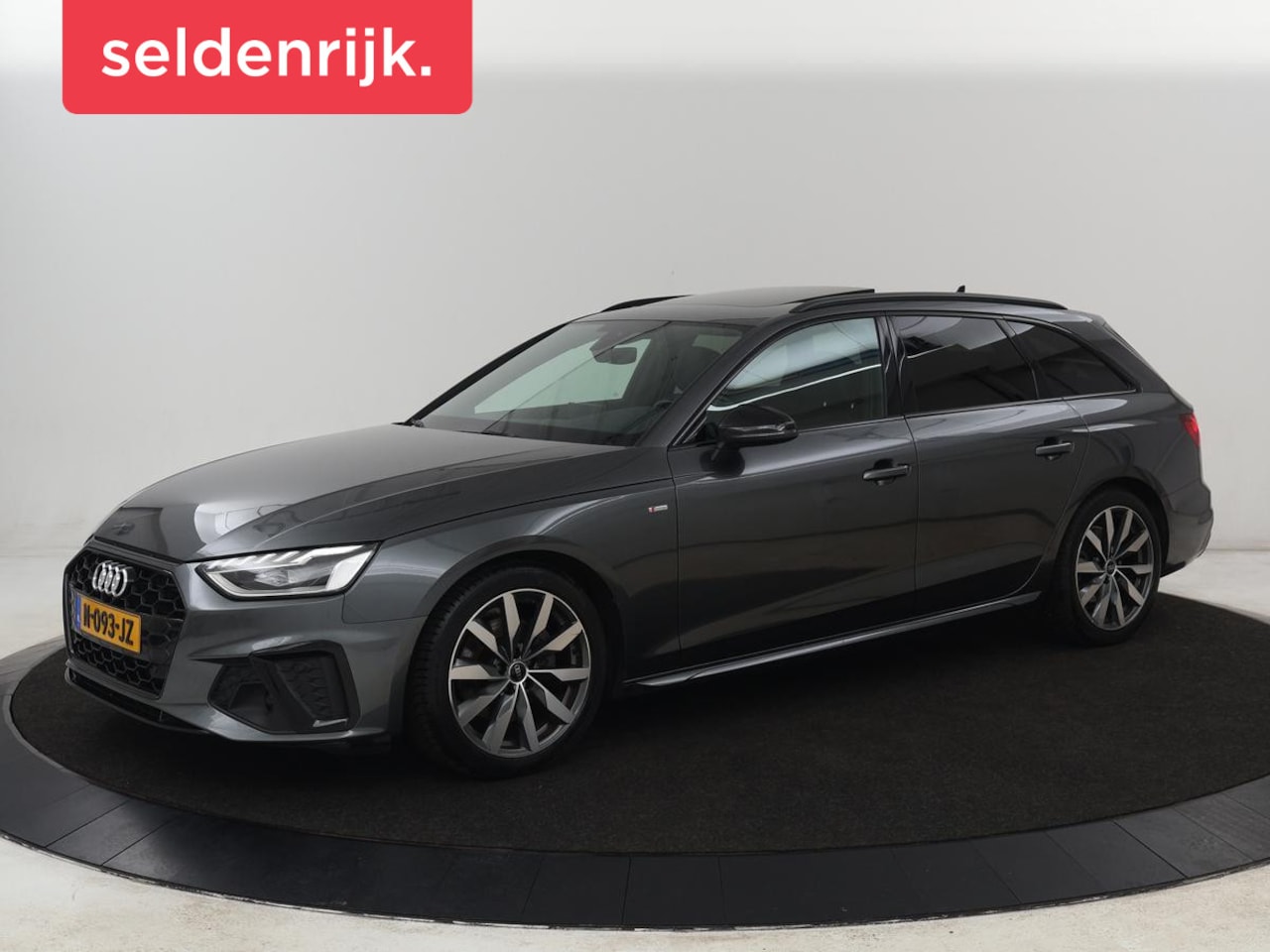 Audi A4 - 35 TFSI S edition Competition | Panoramadak | Stoelverwarming | Virtual Cockpit | Carplay - AutoWereld.nl