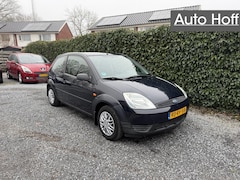 Ford Fiesta - 1.3 Style | Stuurbekrachtiging | Trekhaak | Radio | APK tot 16-01-2027