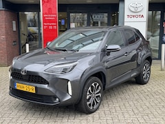 Toyota Yaris Cross - 1.5 Hybrid 115 First Edition NL-AUTO 17'' LM-VELGEN NAVI CLIMA APPLE/ANDROID KEYLESS CAMER