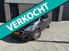 Peugeot 208 - 1.2 PureTech Allure|Mooi, Sportief, Veel chrome en Alu 5 Zits en All-Season