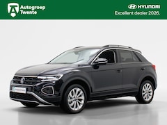 Volkswagen T-Roc - 1.5 TSI Life Bns | Navigatie | Achteruitrijcamera |