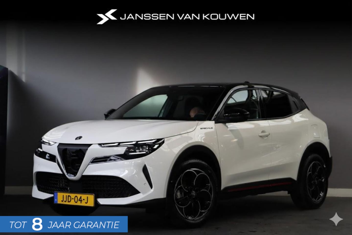 Alfa Romeo Junior - 1.2 Turbo Hybrid Ibrida Speciale Sabelt stoelenpakket / Nieuw - AutoWereld.nl