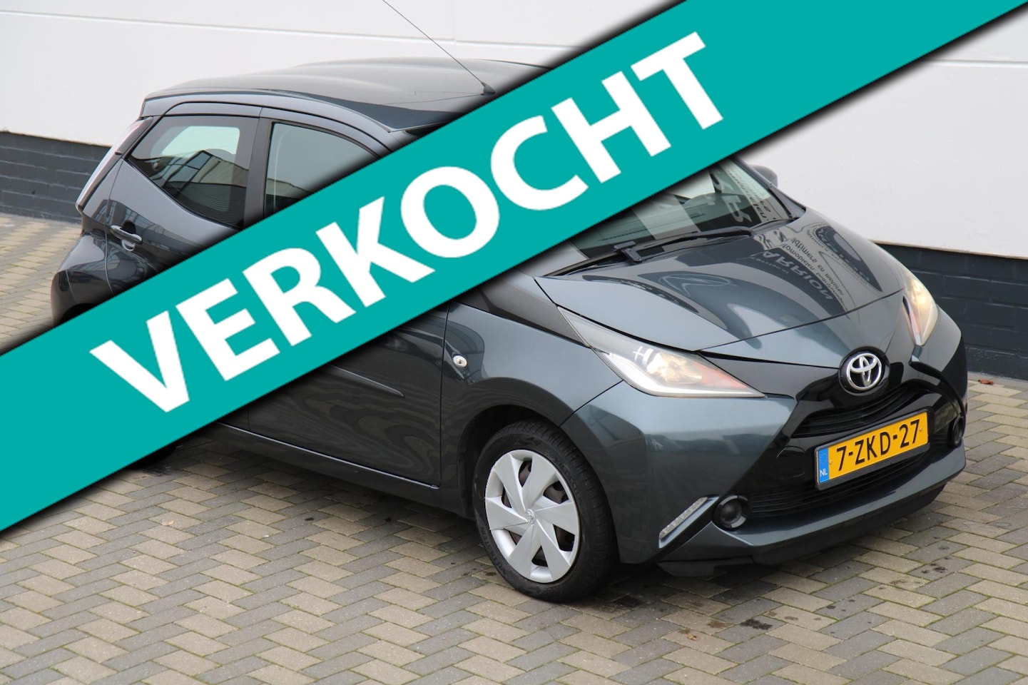 Toyota Aygo - 1.0 VVT-i x-play Airco Camera Cruise NAP APK !! - AutoWereld.nl