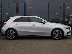 Mercedes-Benz A-klasse - 250e AUT8 Luxury Line (FACELFT) LEDER SFEER NAVI TREKHAAK