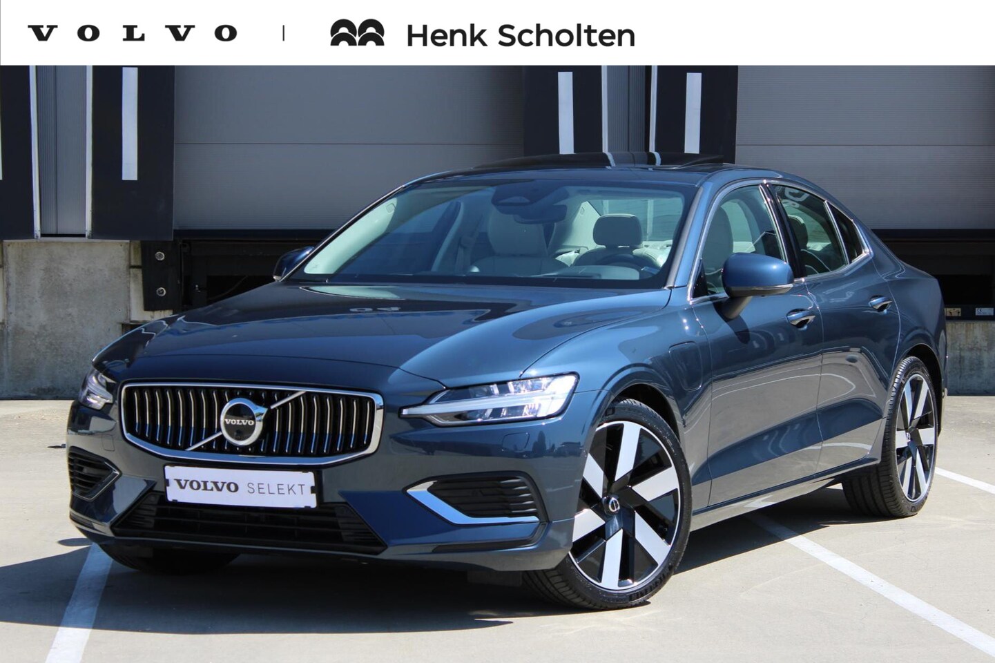 Volvo S60 - Recharge T6 AWD Ultimate Bright | Bowers & Wilkins Audiosysteem | Panoramadak met  Schuif- - AutoWereld.nl