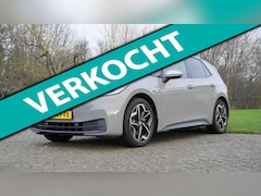 Volkswagen ID.3 - First Plus 58 kWh Camera verwarmde stoelen SOH 91%