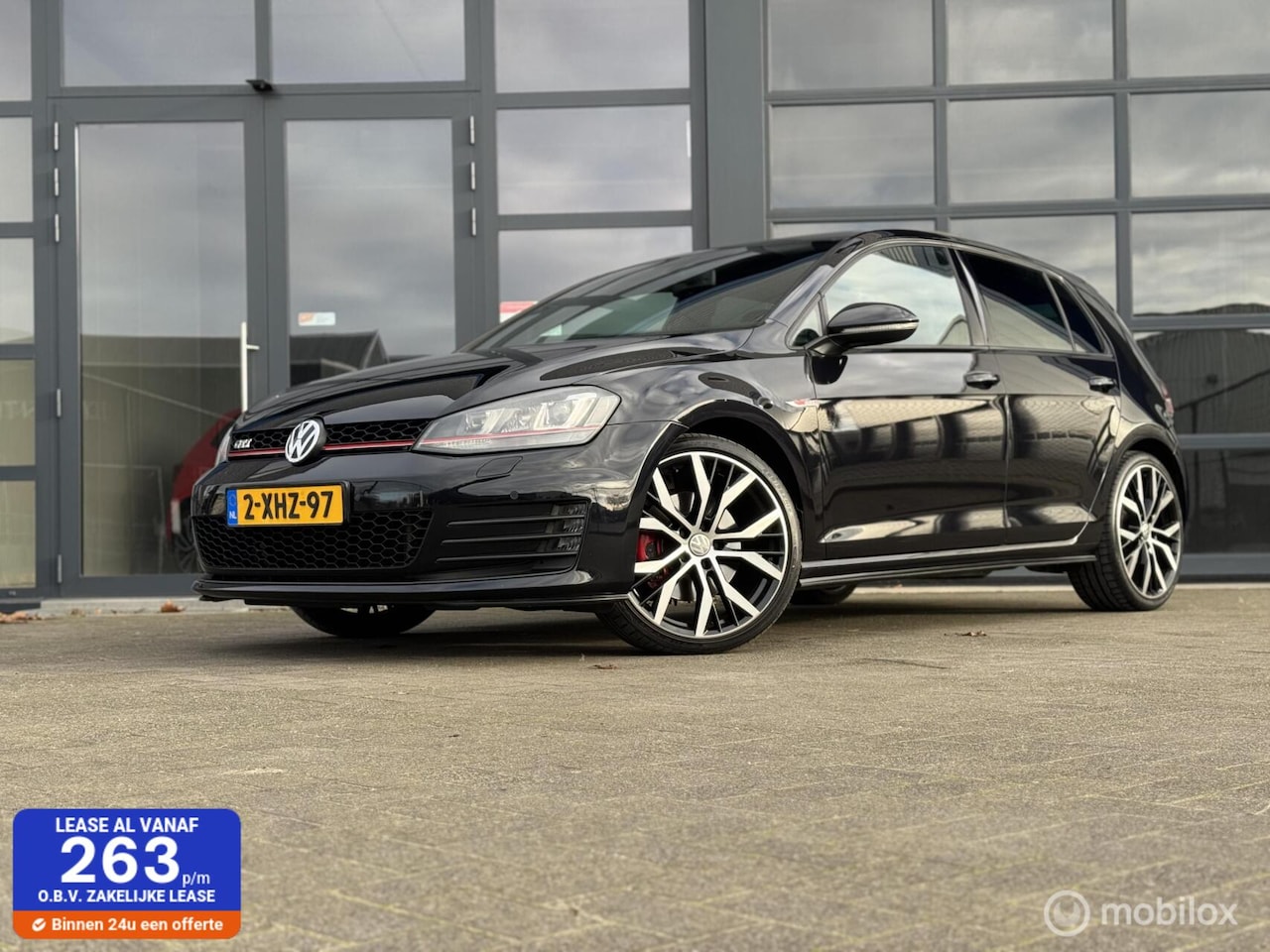 Volkswagen Golf - 2.0 TSI GTI DSG / PANO / LEER / XENON, LED - AutoWereld.nl