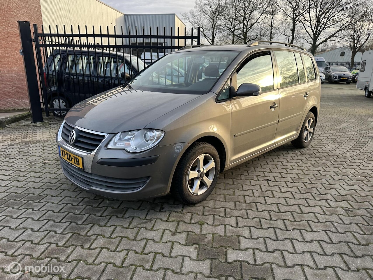 Volkswagen Touran - 1.4 TSI Highline Business 1.4 TSI Highline Business - AutoWereld.nl