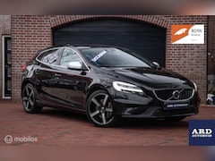 Volvo V40 - 1.5 T3 R-design |Pano|Stoelv.|H/K|Dlr ondrh.|Led|