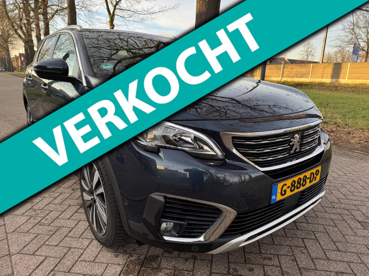 Peugeot 5008 - 1.2 PureTech Blue Lease Premium 2019 7p - AutoWereld.nl