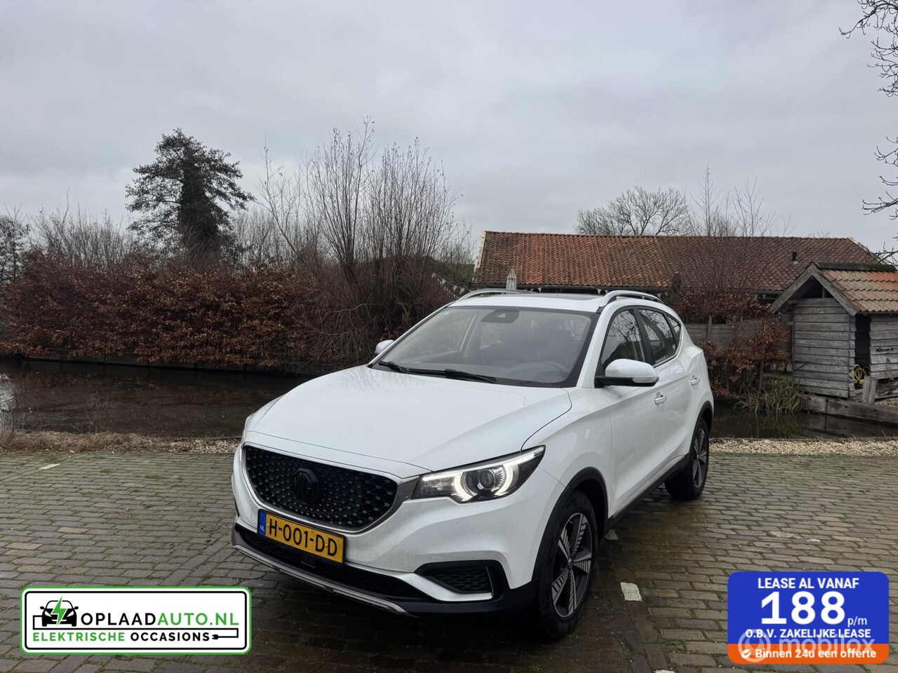 MG ZS - Luxury 45 kWh | Pano | Leer | Stoelverwarming - AutoWereld.nl