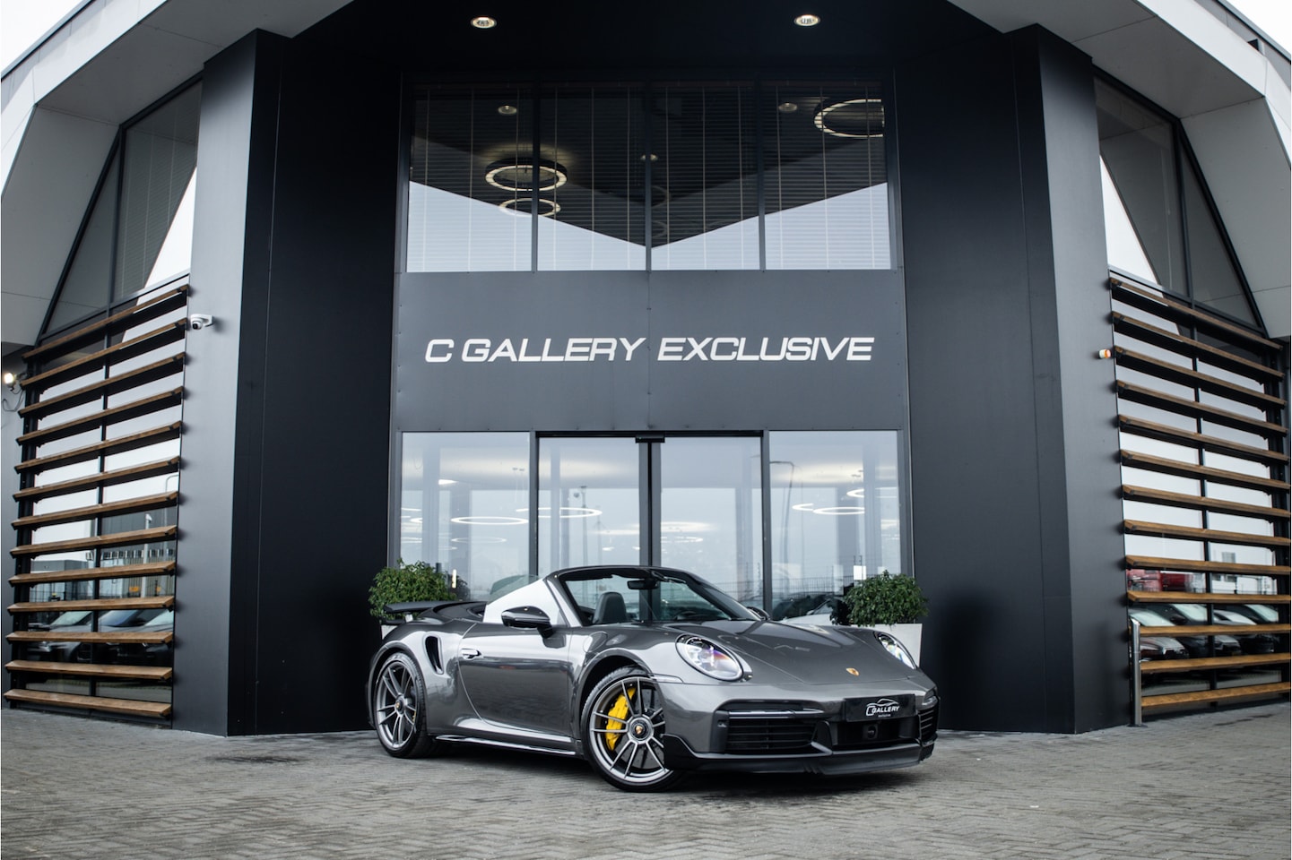 Porsche 911 Cabrio - 3.8 Turbo S - Sport Chrono + | Burmester | Stoelkoeling | Lift - AutoWereld.nl