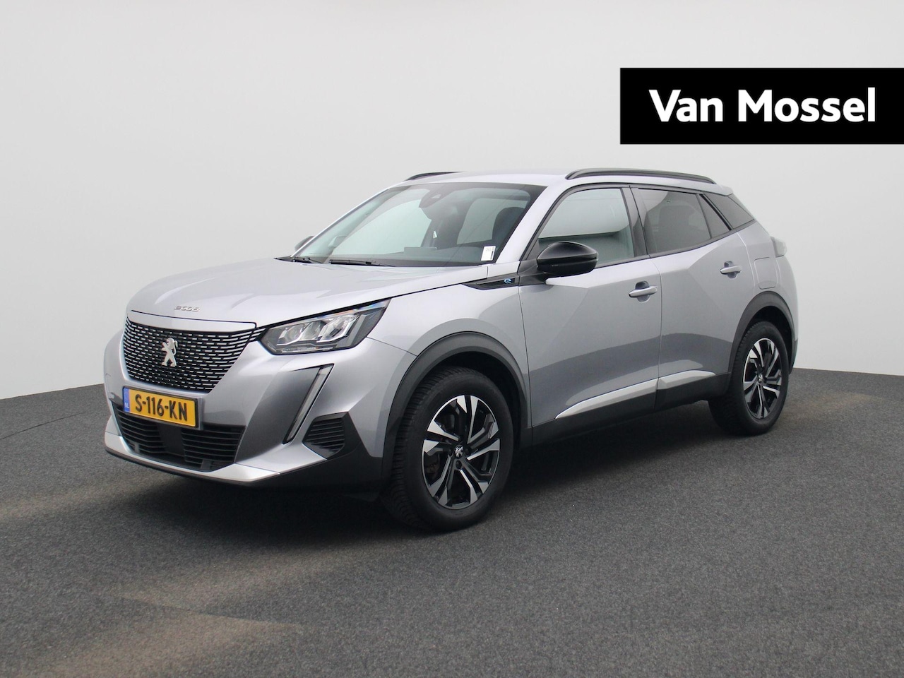 Peugeot e-2008 - EV Allure Pack 50 kWh - AutoWereld.nl