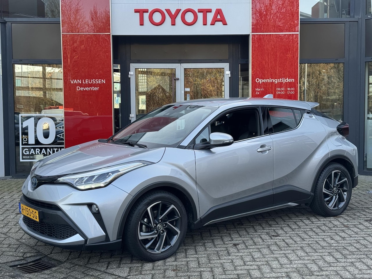 Toyota C-HR - 2.0 HYBRID DYNAMIC AD-CRUISE CLIMA PARK-SENSOREN CAMERA NAVI 4S-BANDEN APPLE/ANDROID NL-AU - AutoWereld.nl