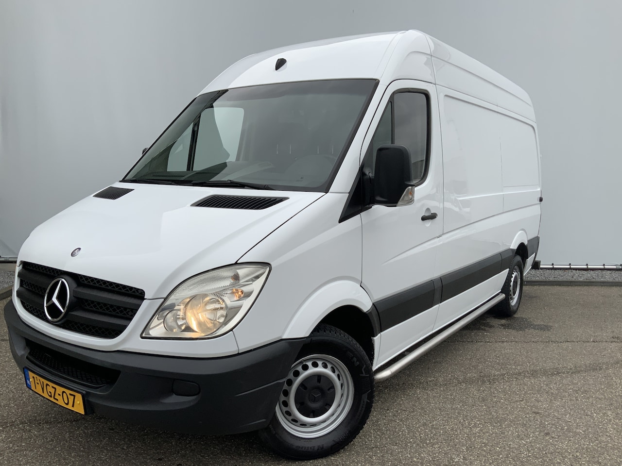 Mercedes-Benz Sprinter - 316 2.2 CDI 366 L2H2 Airco Camera 3 Zits Side Bar Trekhaak & Opstap 2000 kg Euro 4. Marge - AutoWereld.nl