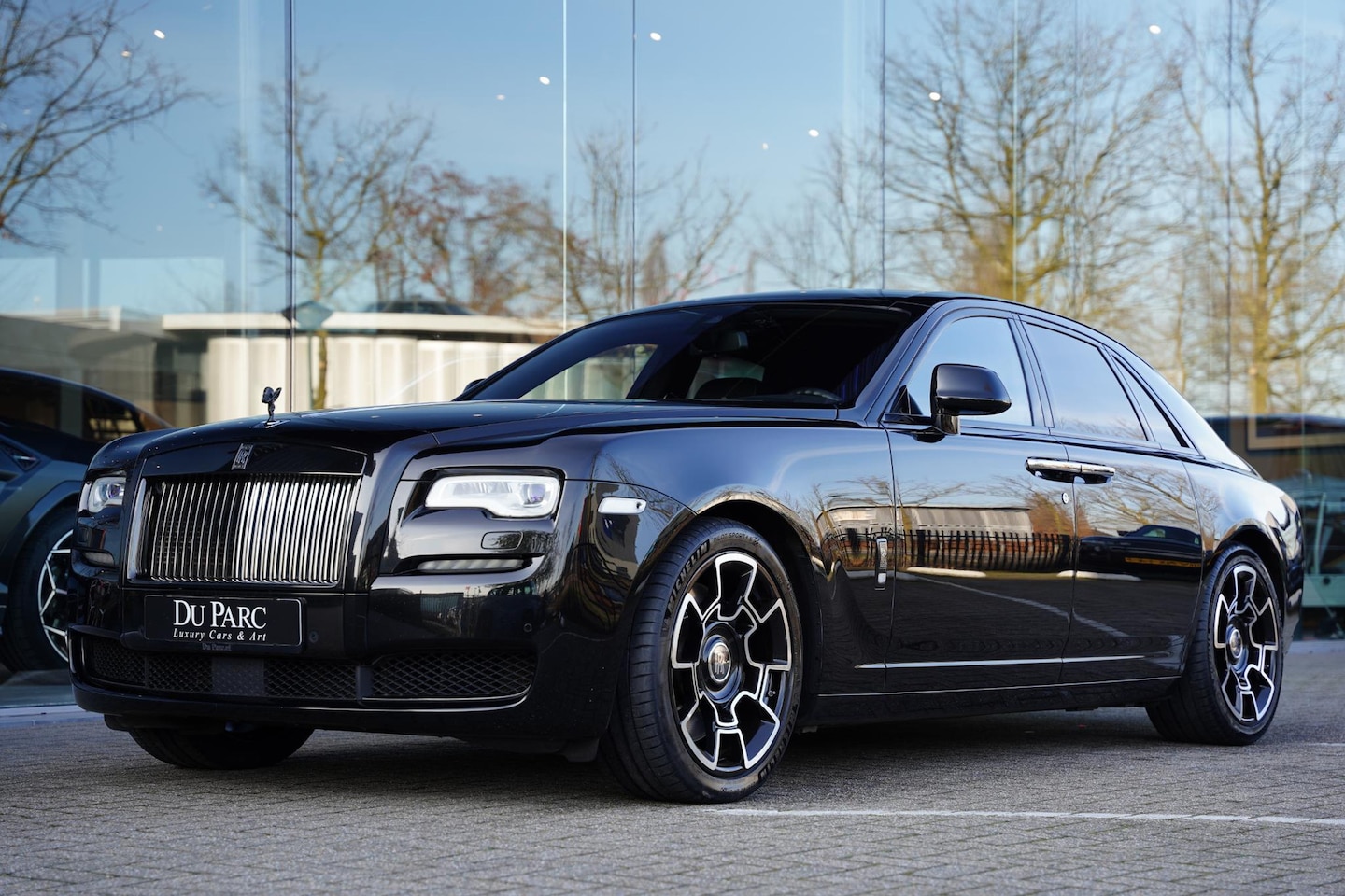 Rolls-Royce Ghost - 6.6 V12 / Black Badge / SterrenHemel /Bespoke Audio - AutoWereld.nl