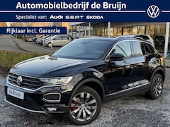 Volkswagen T-Roc - 1.0 TSI Sport (Trekhaak, Camera, Virtual, Navi)