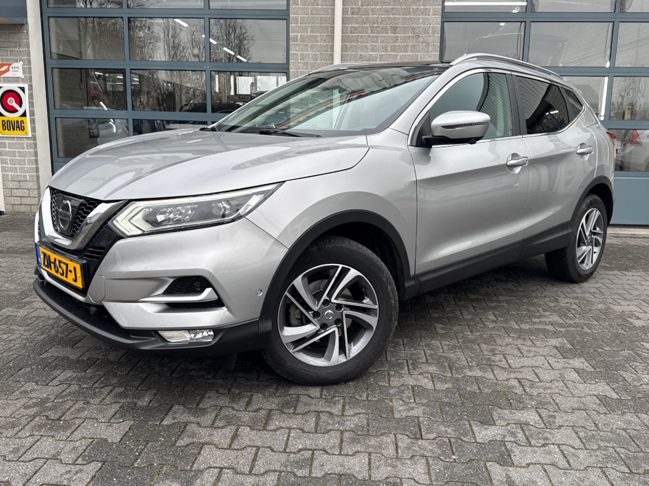 Nissan Qashqai - 1.2 Business Edition |PANORAMADAK|TREKHAAK|CAMERA| - AutoWereld.nl