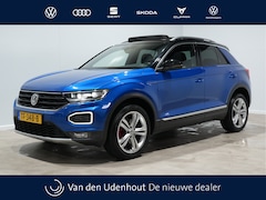 Volkswagen T-Roc - 1.5 TSI 150pk Automaat Sport Executive Advance Trekhaak Panoramadak Navigatie Camera Keyle