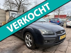 Ford Focus - 1.6-16V Futura