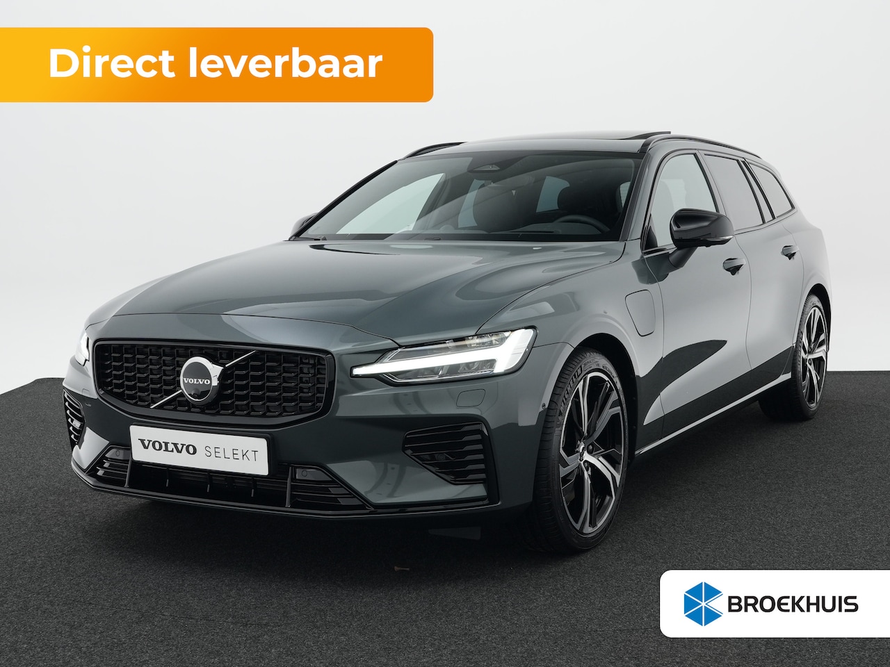 Volvo V60 - T8 Plug-in hybrid AWD Ultra Dark Bowers & Wilkins | Stoelventilatie & Massage | Head-Up | - AutoWereld.nl