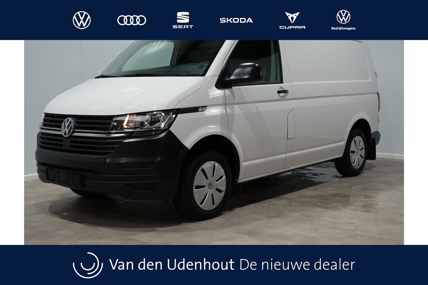 Volkswagen Transporter - 2.0 TDI 110PK L1H1 Navigatie via App PDC bankje Airco - AutoWereld.nl