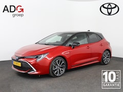 Toyota Corolla - 2.0 Hybrid Executive | Parkeer sensoren | Navigatie | Head-Up display |