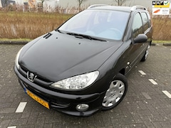 Peugeot 206 SW - 1.4-16V Air-line*AIRCO*APK*NAP*ELKT-RAAM*C-D AFSTAND