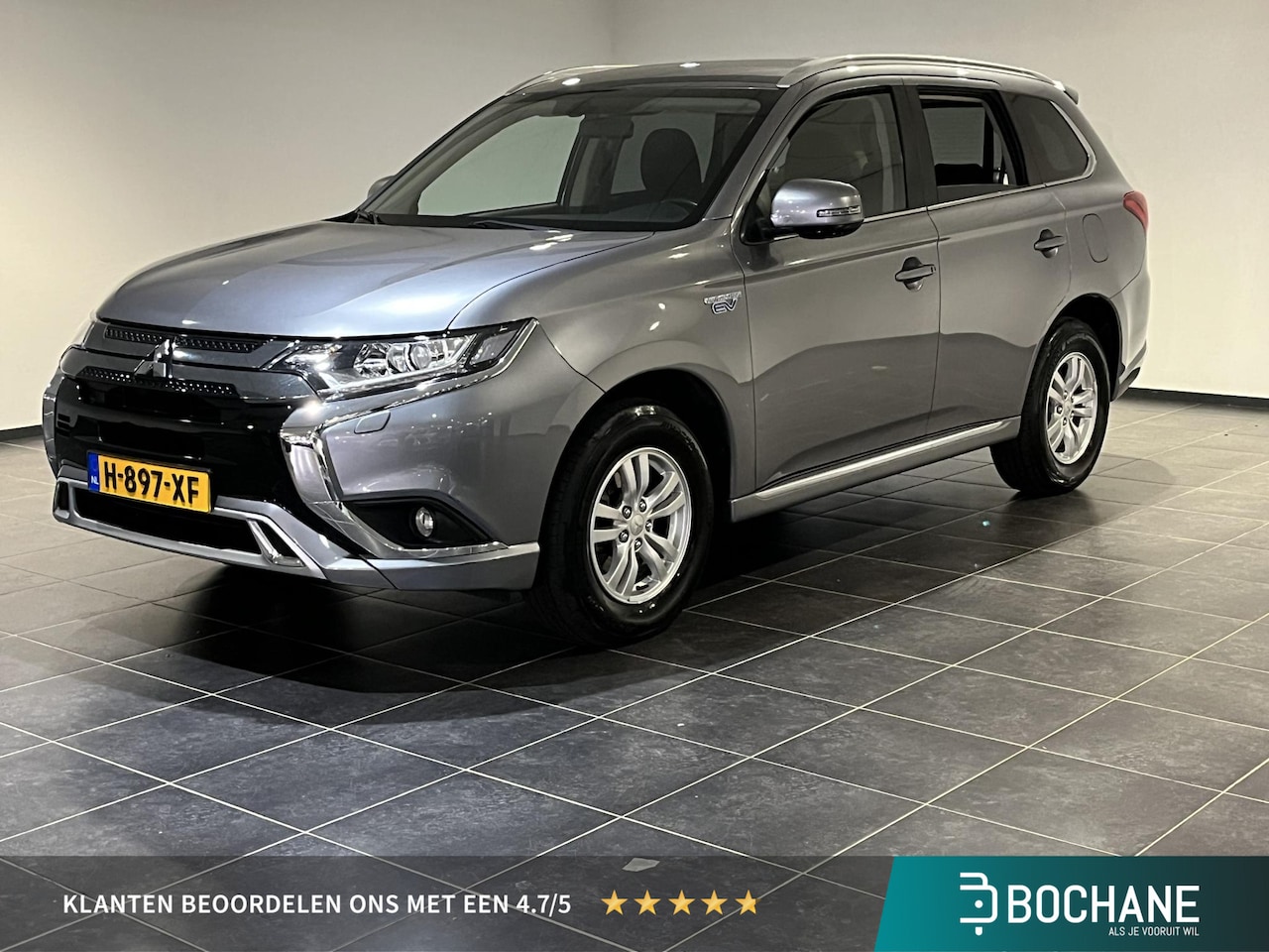 Mitsubishi Outlander - 2.4 PHEV Pure | Apple Carplay/Android Auto | Stoelverwarming | Camera - AutoWereld.nl
