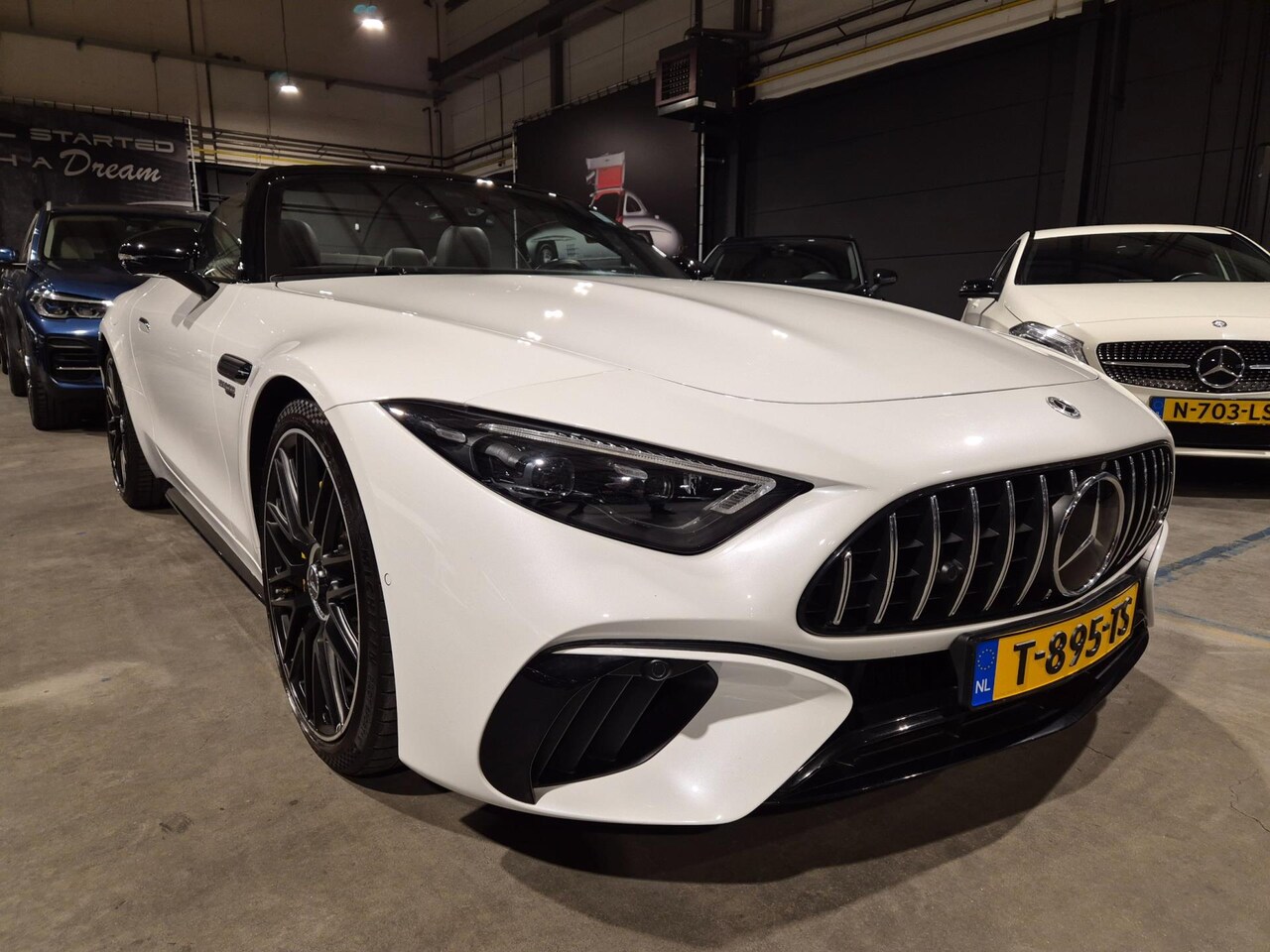 Mercedes-Benz SL-klasse Roadster - AMG 63 4MATIC+ Carbon - Lift - HuD - Massage - Koeling - 585pk - AutoWereld.nl