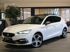 SEAT Leon - 1.4 TSI eHybrid PHEV FR 204PK Pano Led Cam Navi ACC PDC Sfeerverlichting