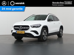 Mercedes-Benz GLA-Klasse - 250 e Star Edition Luxury Line | Night | Dakrails | Getint glas | Achteruitrijcamera | Sto