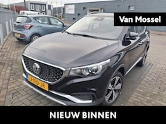 MG ZS - EV Luxury 45 kWh | Leder | Carplay | Camera | Panoramadak |
