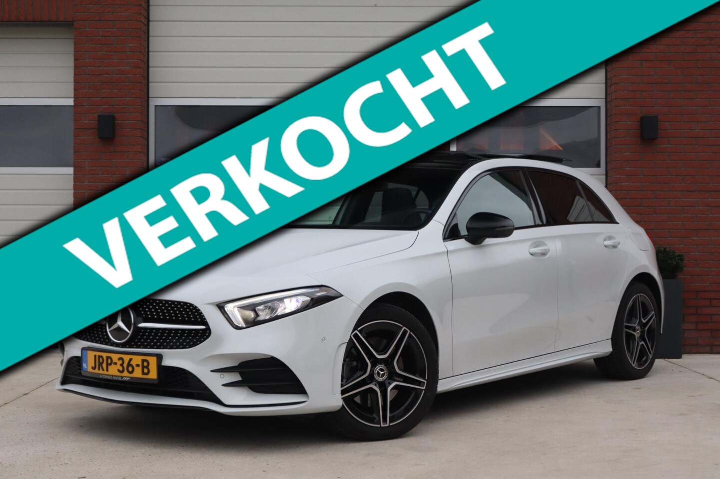 Mercedes-Benz A-klasse - 250 e AMG Line Limited - Sfeerverlichting - Panoramadak - 360 view camera - 1e eigenaar! - AutoWereld.nl
