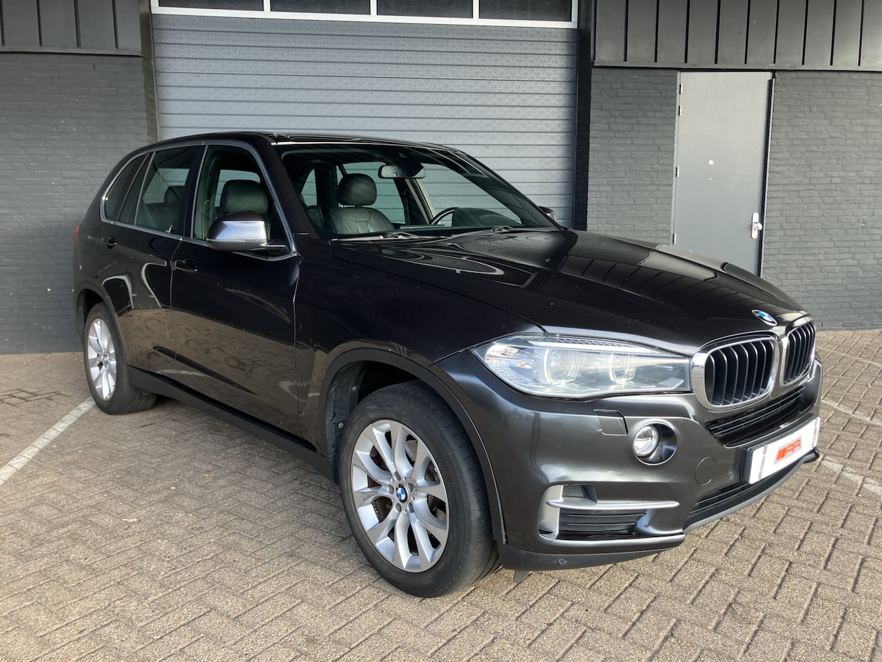 BMW X5 - xDrive25d XENON-LEDER-AHK - AutoWereld.nl