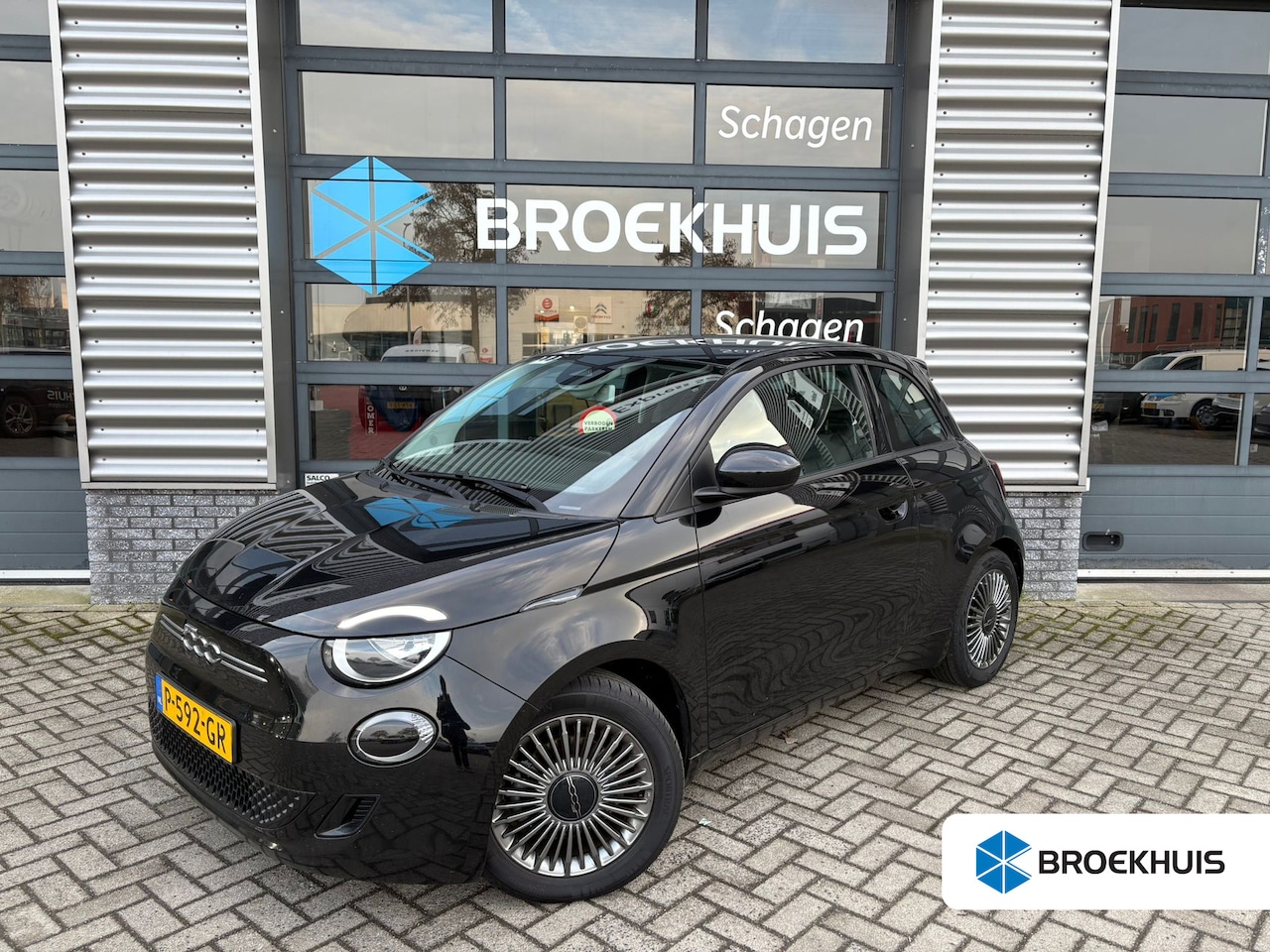 Fiat 500 - Icon 42 KWH 92,5% SoH 120 pk | Navigatie | Parkeersensoor achter | Cruise control | - AutoWereld.nl